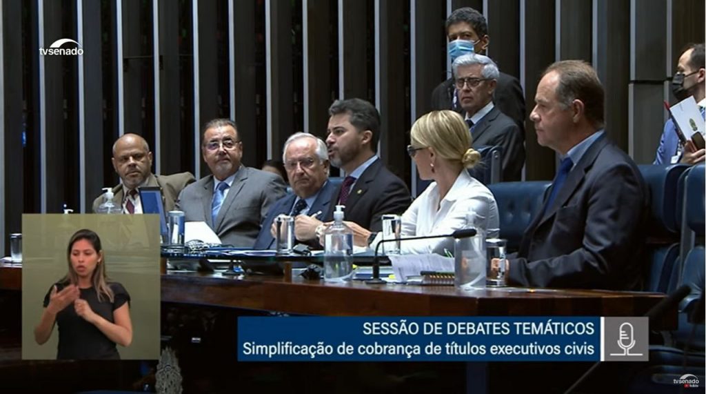 Senado debate a desjudicialização da execução entidades