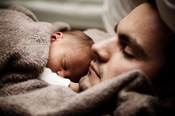 Servidores federais têm licença paternidade ampliada para 20 dias, SISEJUFE