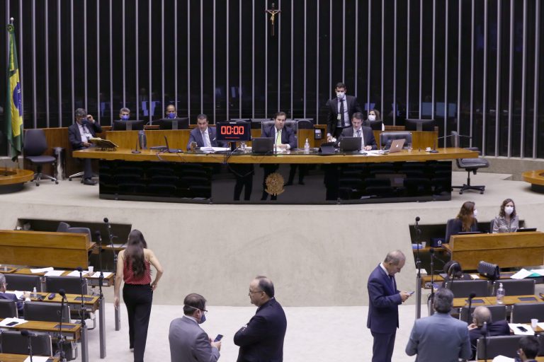 Câmara aprova PEC do Orçamento de Guerra, mas emendas do Novo, apoiadas por filho de Bolsonaro, são rejeitadas, SISEJUFE