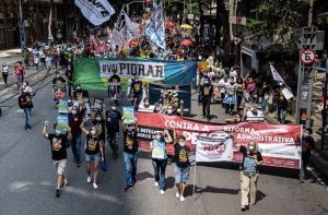 Vitória! Movimento nacional dos servidores impede reforma administrativa de Bolsonaro e Guedes em 2021, SISEJUFE