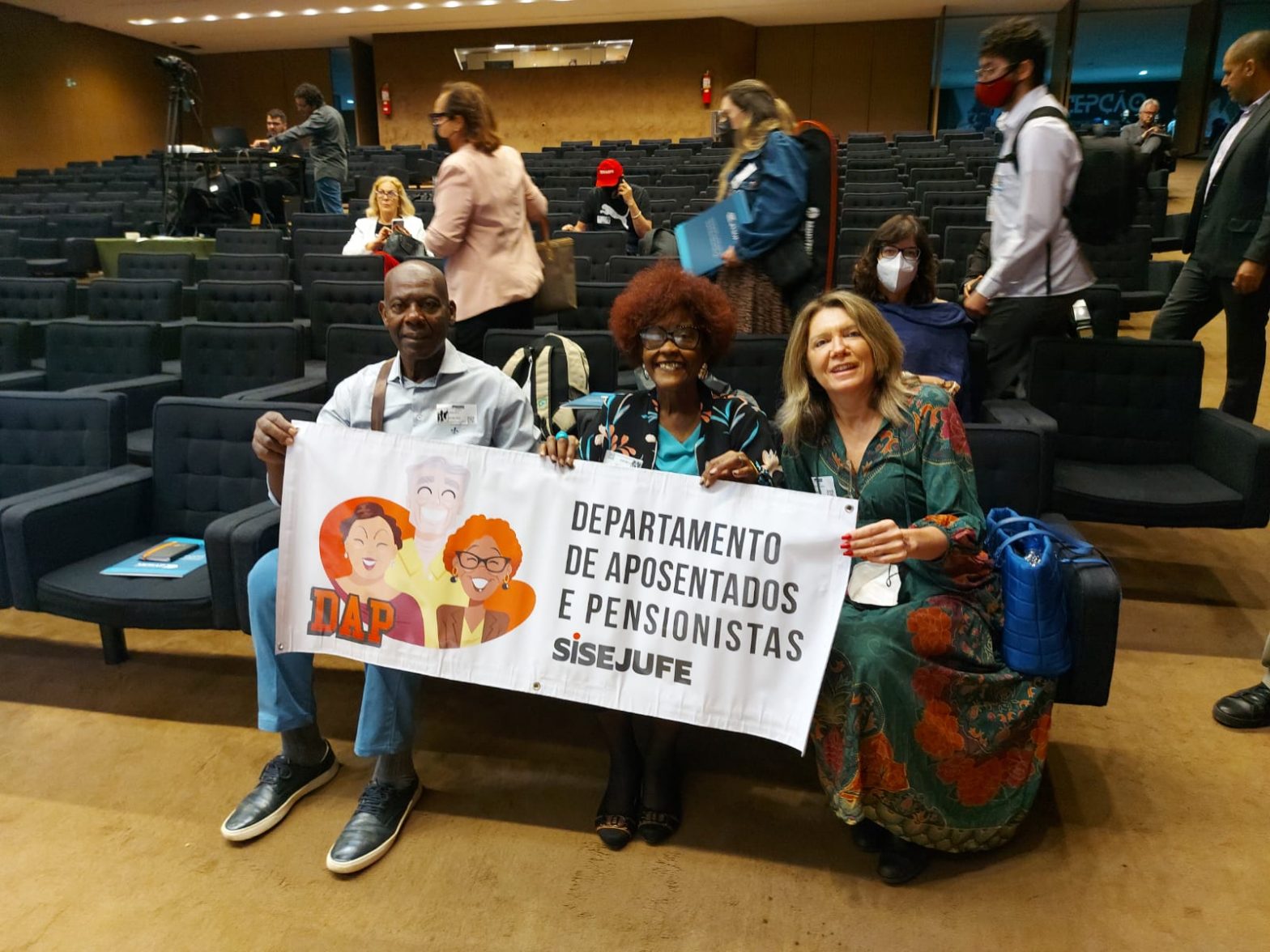 Sisejufe participa do 16º Encontro Nacional de Servidores Aposentados e Pensionistas, que aconteceu em Brasília, SISEJUFE