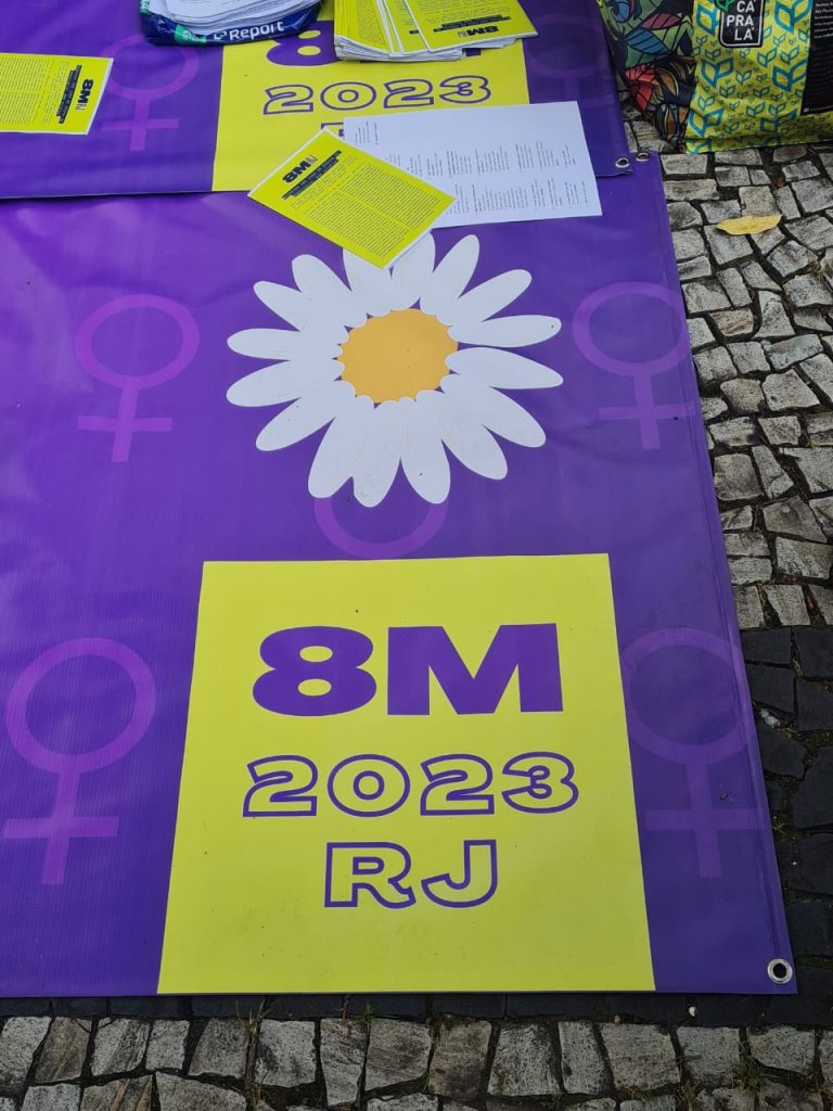 Servidoras do Judiciário Federal do RJ se unem a outras mulheres por democracia e contra a violência, no 8 de Março, SISEJUFE