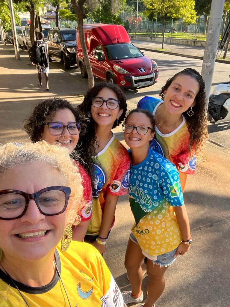 Esquentando os tamborins: Batuque na Justiça participa de feijoada beneficente da Escola de Samba Embaixadores da Alegria, SISEJUFE